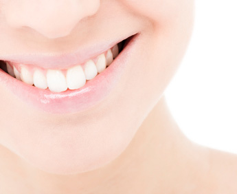 teeth whitening with a Creve Coeur dentist Town and Country