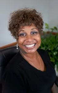 Sharon Battee, Dental Assistant for St. Louis dentist Dr. Martin Buchheit.